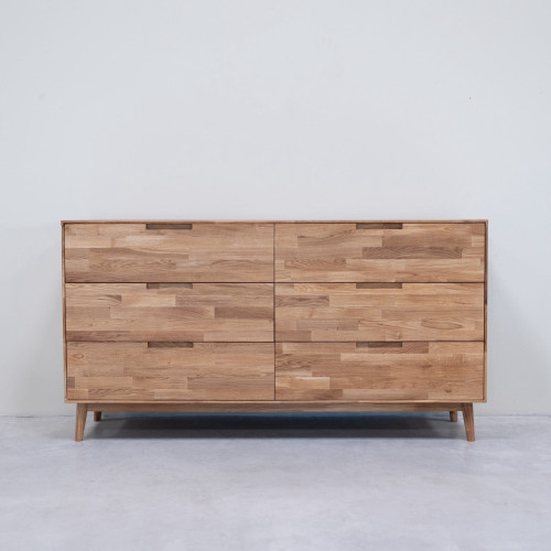 Aparador C&oacute;moda de madera maciza roble Escandi 4 | NordicStory