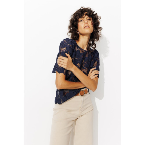 Blusa de guipur