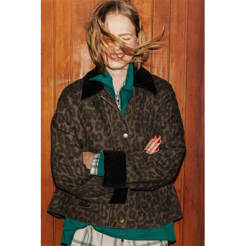 Chaqueta corta leopardo