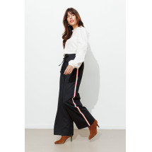 Pantalón ancho con bandas