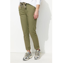 Pantalón chino cinturón