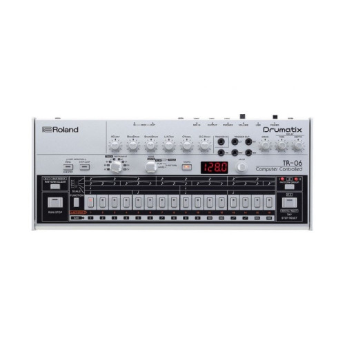 Roland TR-06