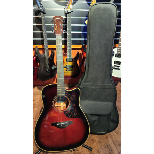 YAMAHA A3M ARE TBS GUITARRA ELECTROACUSTICA DREADNOUGHT TOBACCO SUNBURST. SEGUNDA MANO